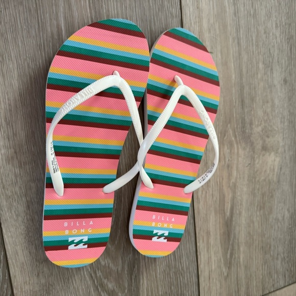 Billabong Shoes - billabong stripe flip flops